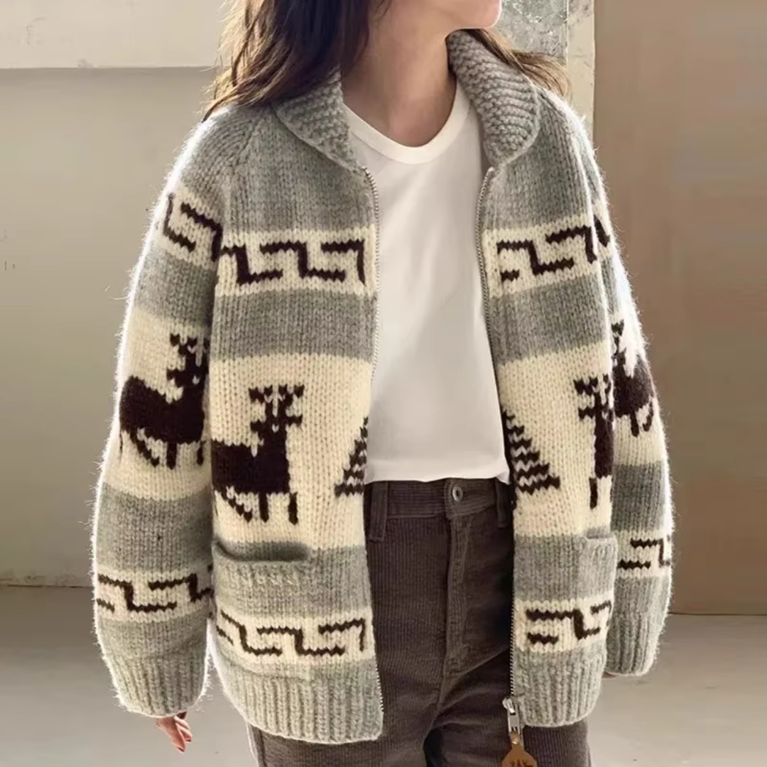 Holly | Christmas cardigan reindeer