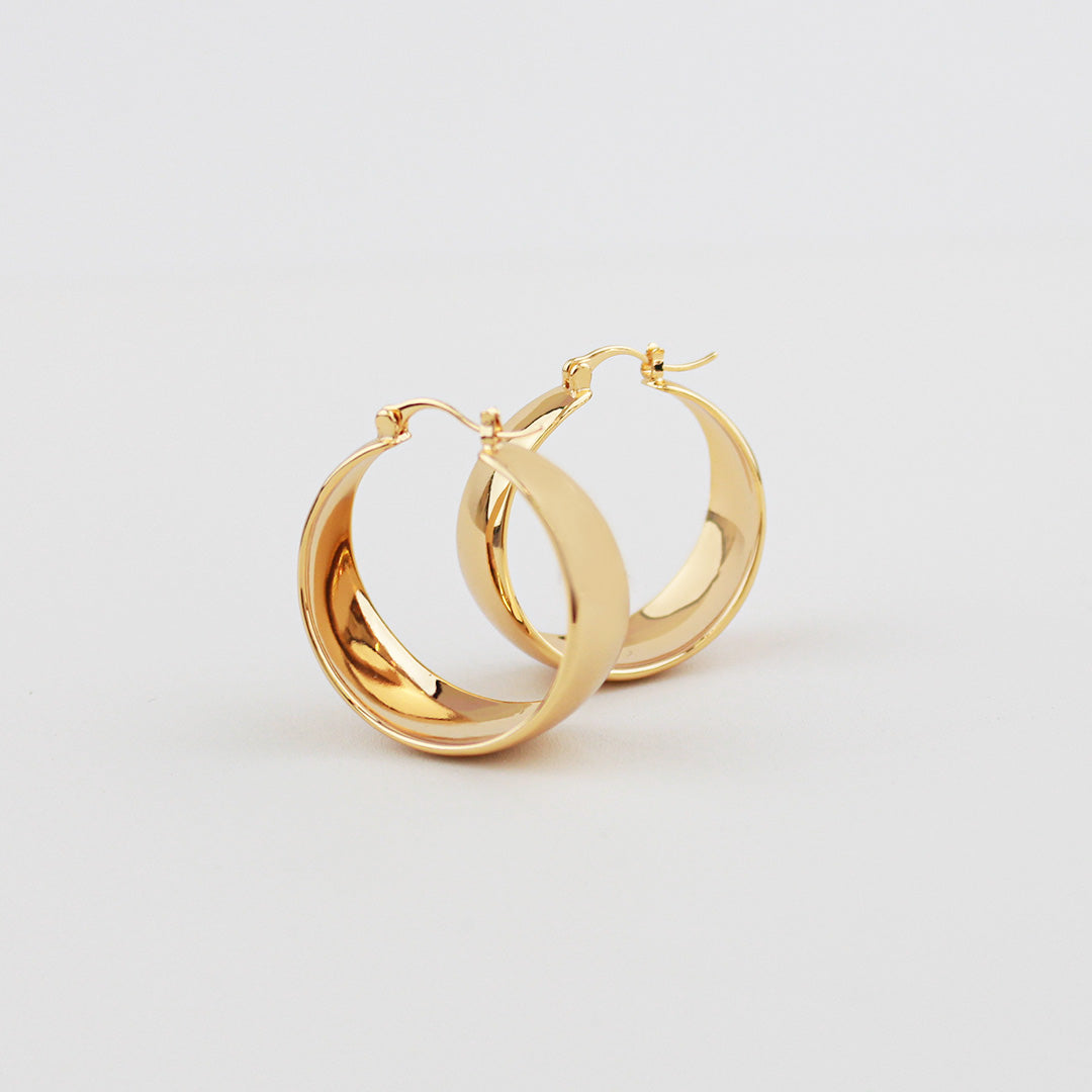 Gaia Hoops